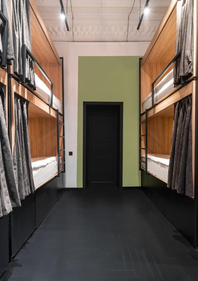 Globe Runner Hostel Κίεβο Εξωτερικό φωτογραφία