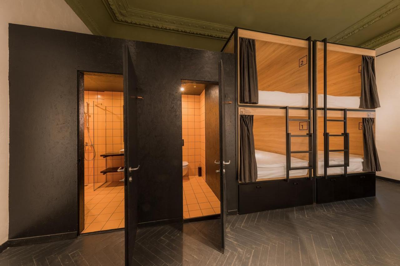 Globe Runner Hostel Κίεβο Εξωτερικό φωτογραφία