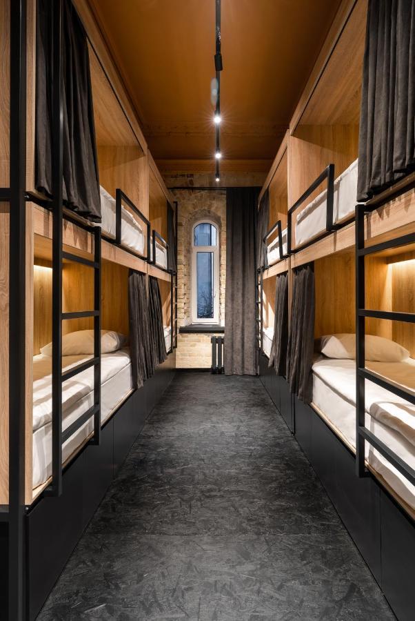 Globe Runner Hostel Κίεβο Εξωτερικό φωτογραφία