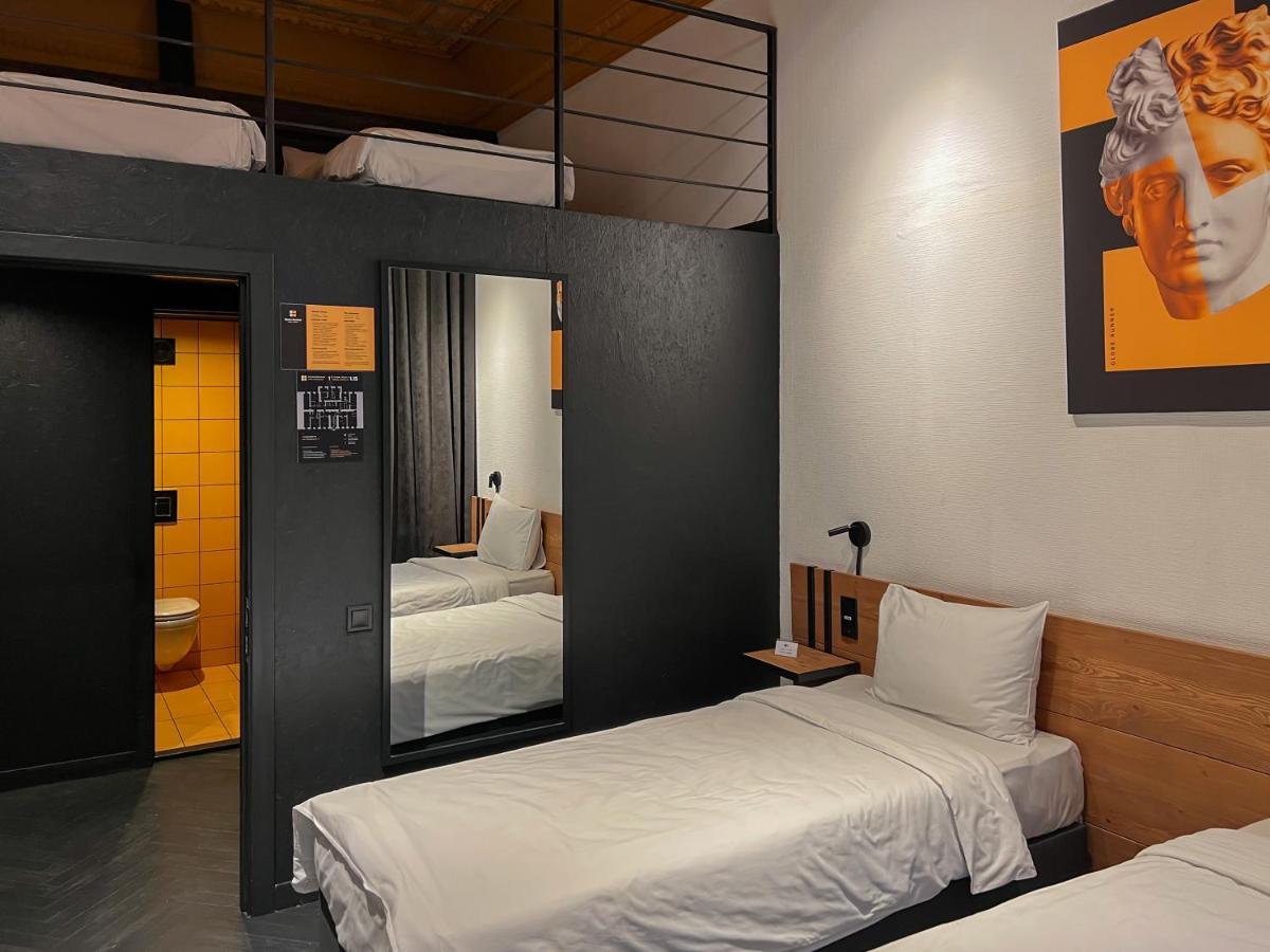 Globe Runner Hostel Κίεβο Εξωτερικό φωτογραφία