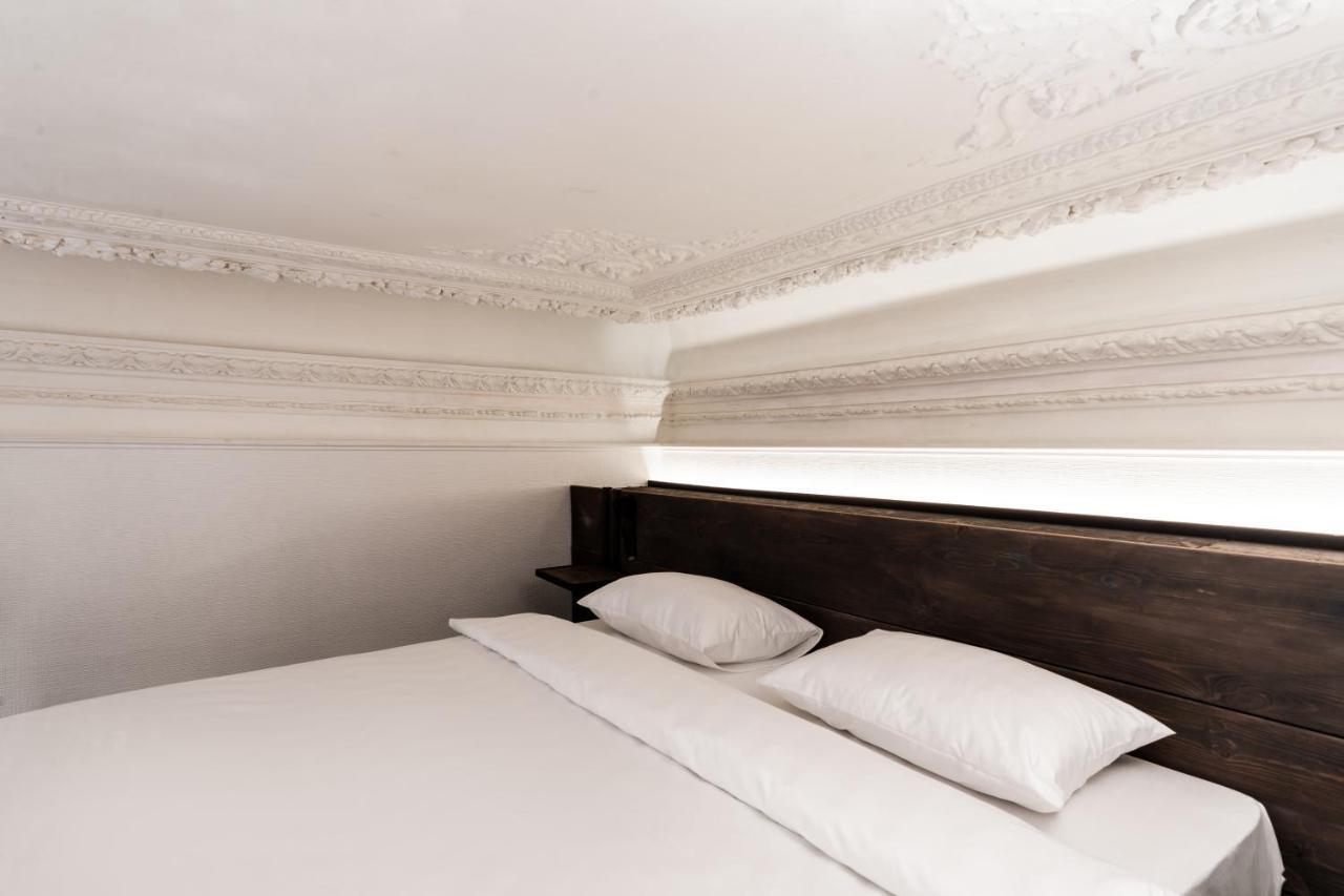 Globe Runner Hostel Κίεβο Εξωτερικό φωτογραφία