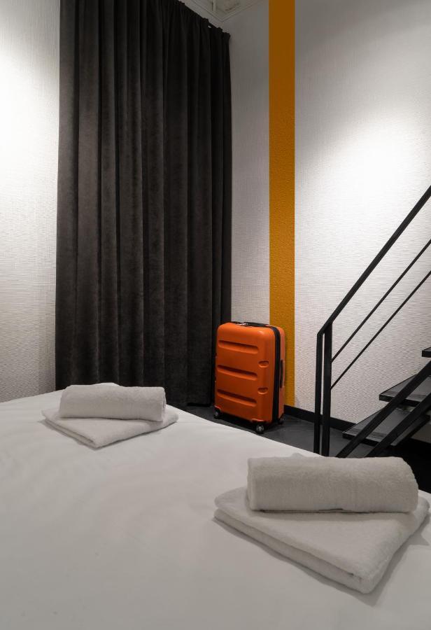 Globe Runner Hostel Κίεβο Εξωτερικό φωτογραφία