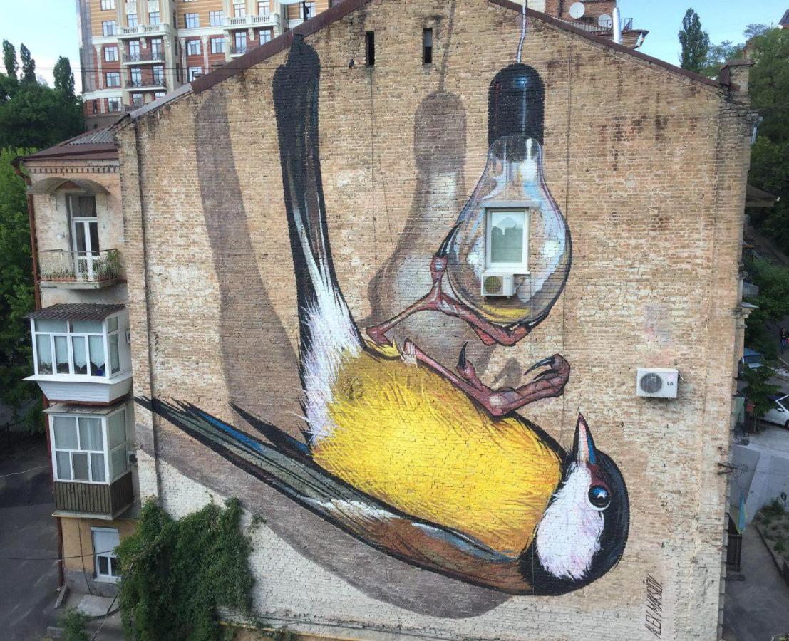 Globe Runner Hostel Κίεβο Εξωτερικό φωτογραφία