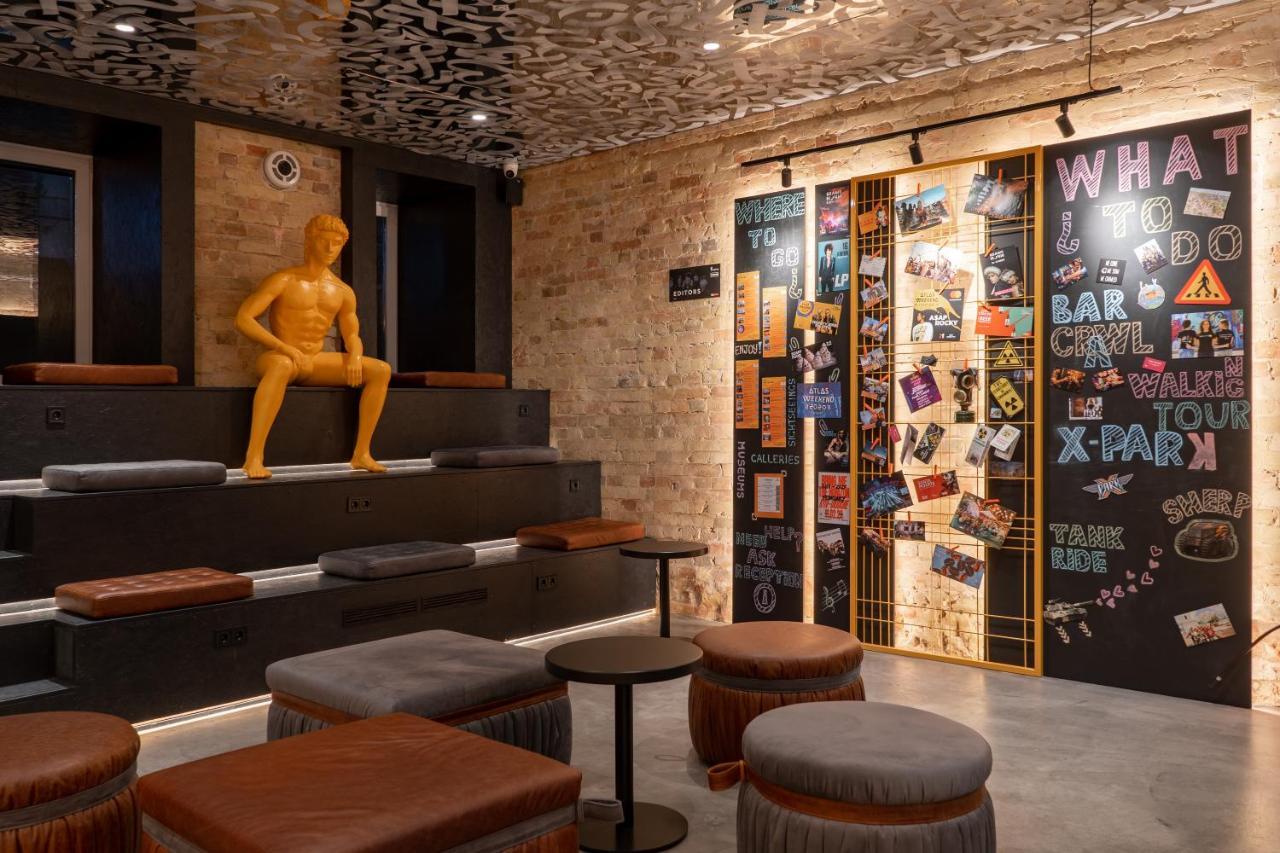 Globe Runner Hostel Κίεβο Εξωτερικό φωτογραφία