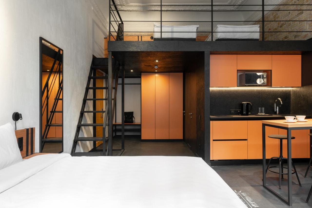 Globe Runner Hostel Κίεβο Εξωτερικό φωτογραφία