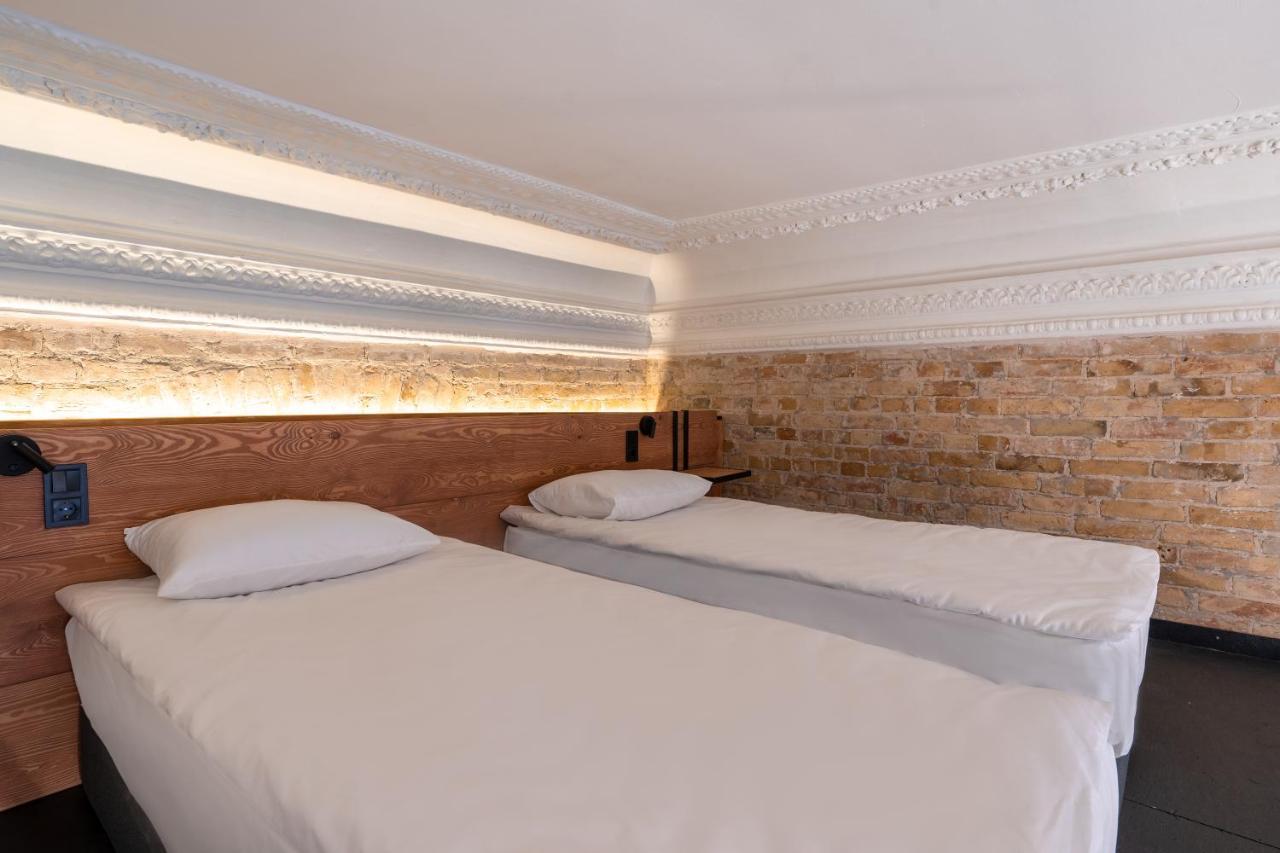Globe Runner Hostel Κίεβο Εξωτερικό φωτογραφία